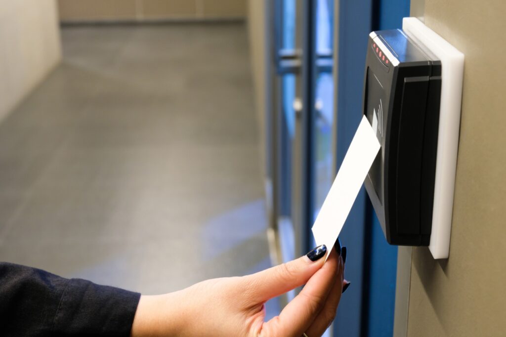 Using smart key to open the door